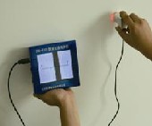 �� �p �y �� �x